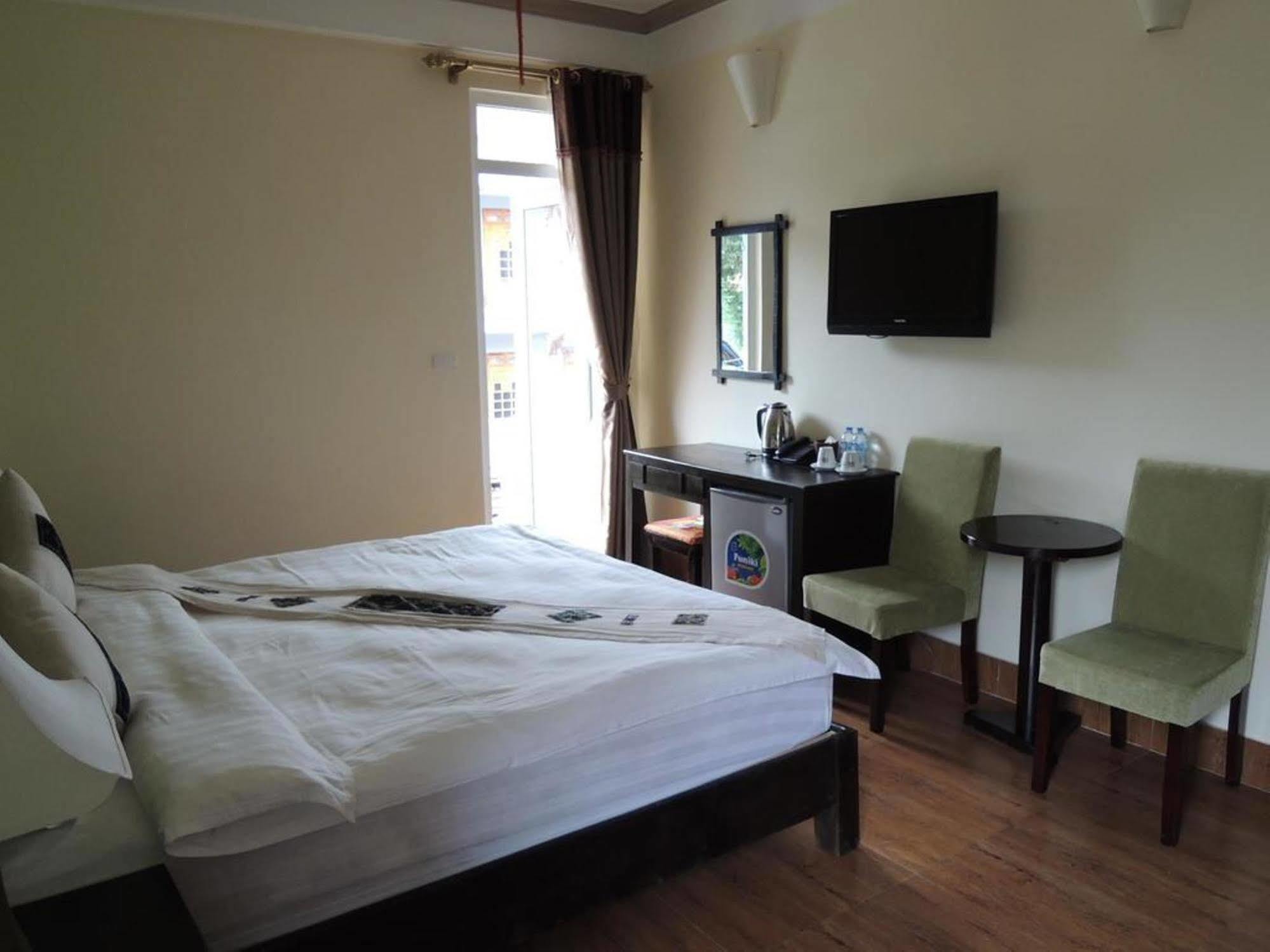 Hmong Sapa Hotel Екстериор снимка